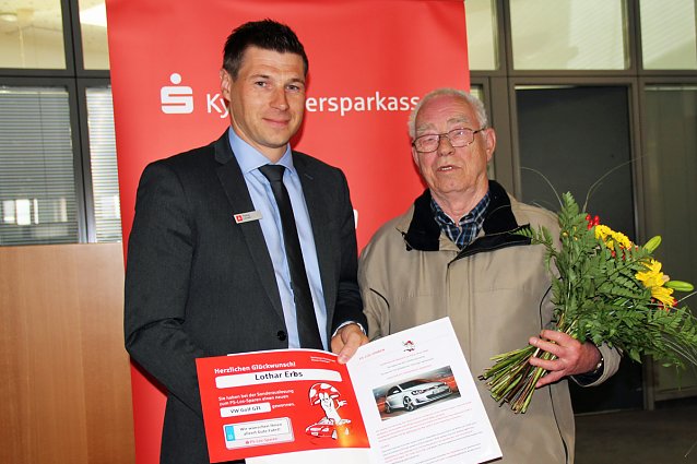 Bild: &Uuml;berraschung f&uuml;r Lothar Erbs aus Sondershausen