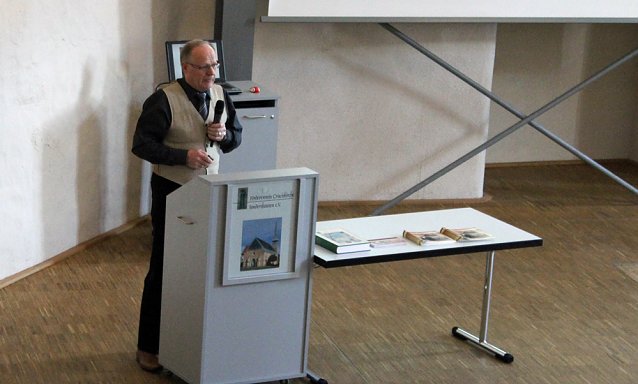 Bild: Vortrag zur Geschichte der Cruciskirche
