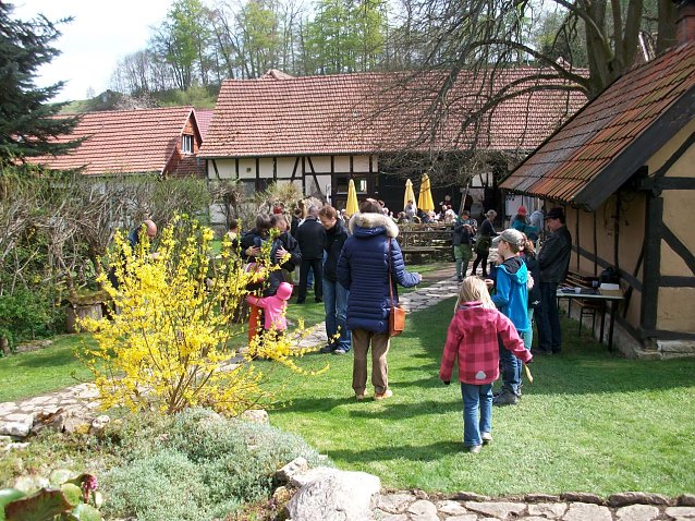 Bild: Hinaus zum 1. Mai - auf den Kunsthof Friedrichsrode zum Familienfest
