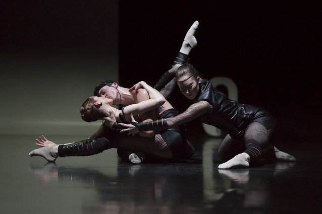 Bild: Auf dem Programm der Nordh&auml;user Ballett-Tage steht auch &Ouml;dipus. V. li. Johanna Schnetz, Andr&aacute;s Dobi, Gabriela Finardi