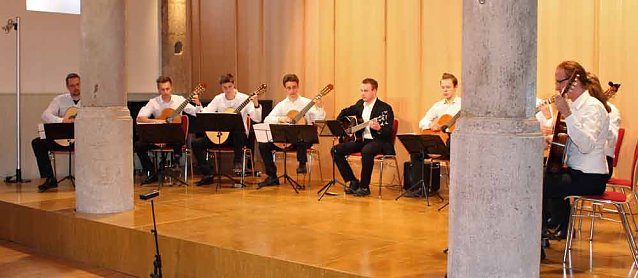 Bild: Gitarrenspiel vom Feinsten