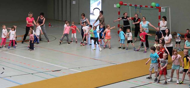 Bild: Alle sind "Fit f&uuml;r die Schule"
