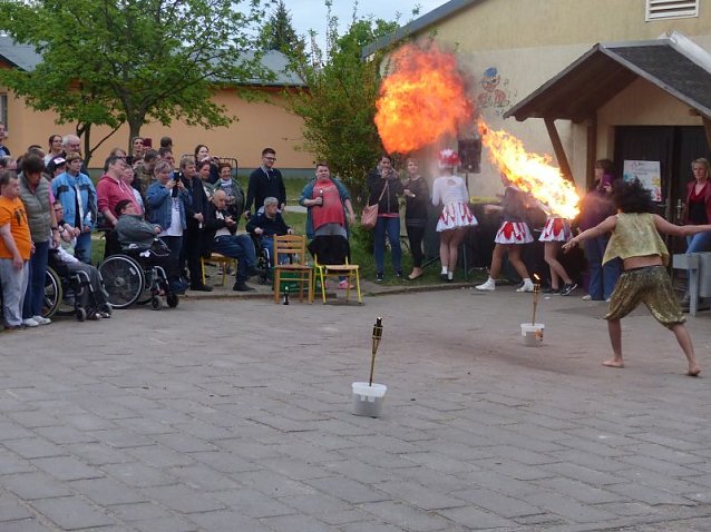 Bild: Die Wohnheime der Nordth&uuml;ringer Lebenshilfe feierten den 25. Geburtstag der GmbH auf der Feuerkuppe