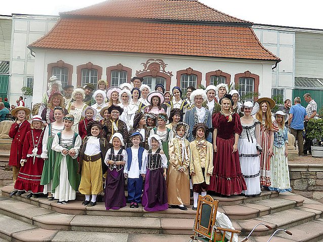 Bild: Beim Orangeriefest Bendeleben
