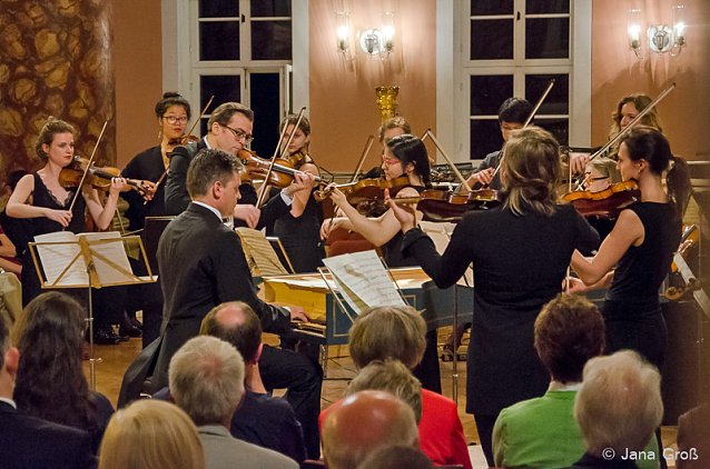 Bild: Eindrucksvolles Abschlusskonzert der Meistersch&uuml;lerinnen  und -sch&uuml;ler