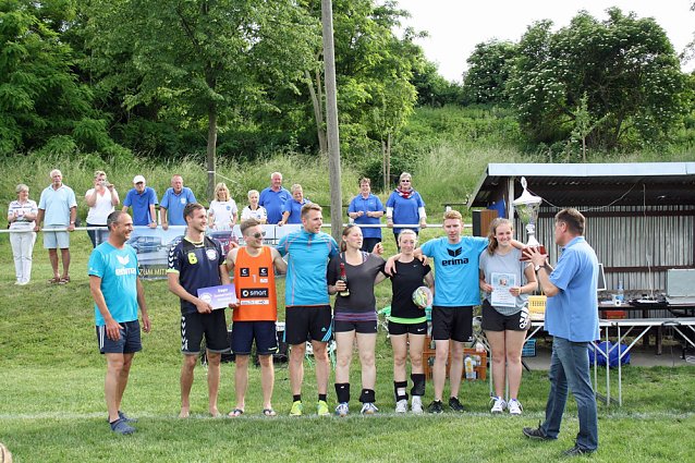 Bild: Der Wanderpokal geht nicht auf Reisen