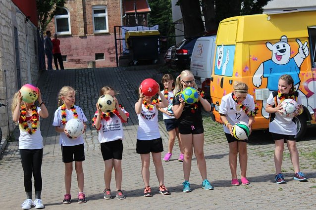 Bild: Mit Fu&szlig;ball in die Ferien gestartet