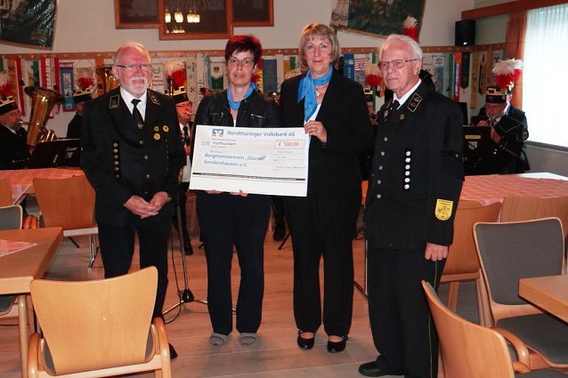 Bild: Bergmannsfamiliefest verregnet