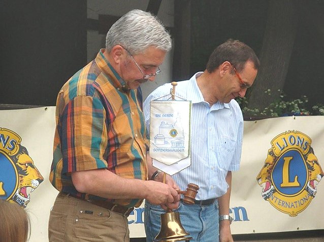 Bild: Neuer Pr&auml;sident LIONS-Club