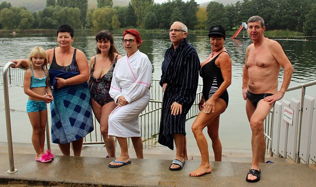 Bild: K&uuml;hles Abbaden am Bebrer Teich!
