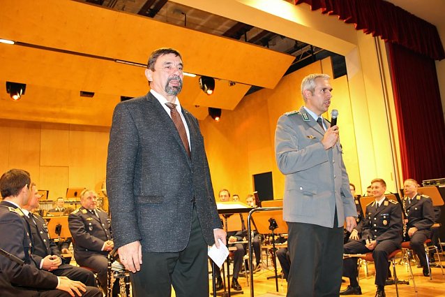 Bild: Luftwaffenmusikkorps Erfurt begeisterte