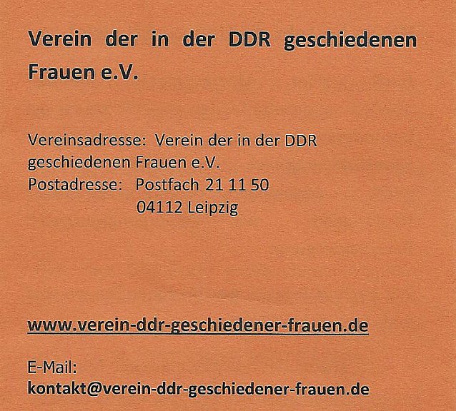 Bild: Frauen fordern ihr Recht ein und klagen an
