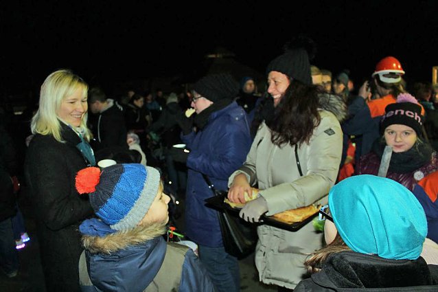 Bild: Martinsfeier mit Umzug