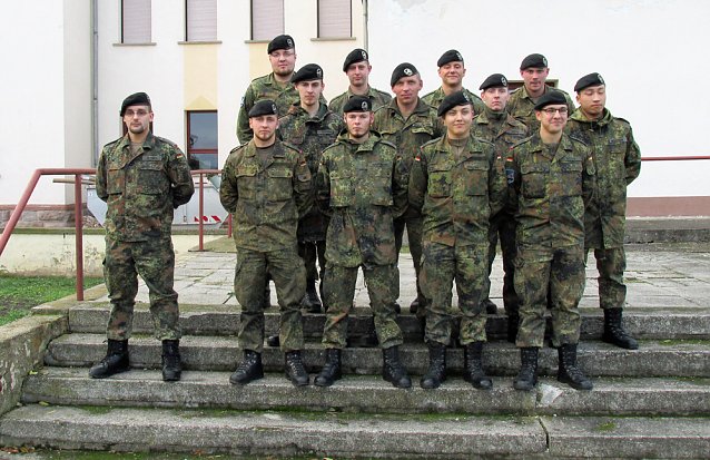 Bild: Soldaten halfen bei Renovierung