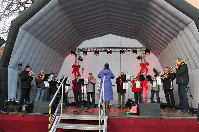 Bild: Weihnachtsmarkt Bad Frankenhausen er&ouml;ffnet