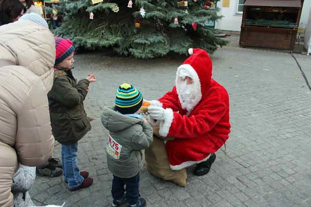 Bild: Weihnachtsmarkt Bad Frankenhausen er&ouml;ffnet