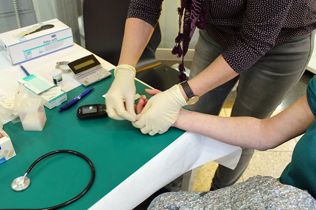 Bild: Informationsstand zum Thema Gesundheit