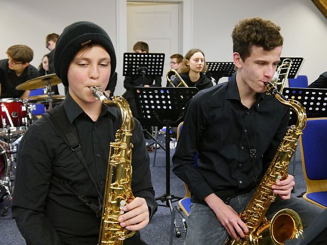 Bild: Landesjugendbigband im Workshop