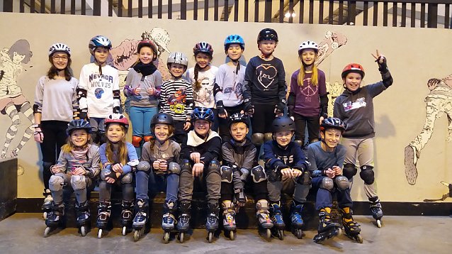Bild: Skate Arena mit Inlineskating Ferienkurs