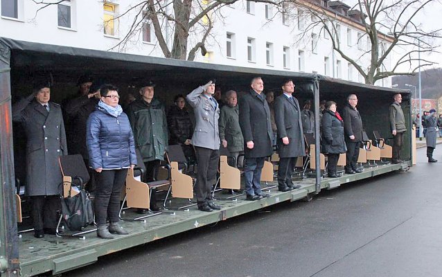 Bild: Wieder Lehrgangsteilnehmer vereidigt