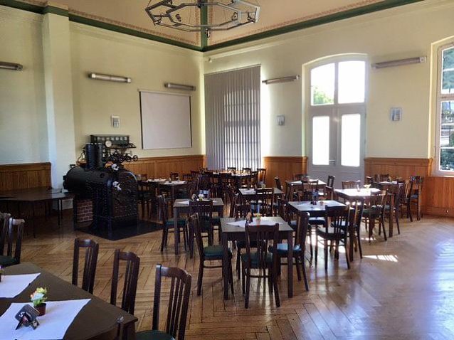 Bild: Historischer Wartesaal Bahnhof Klostermansfeld