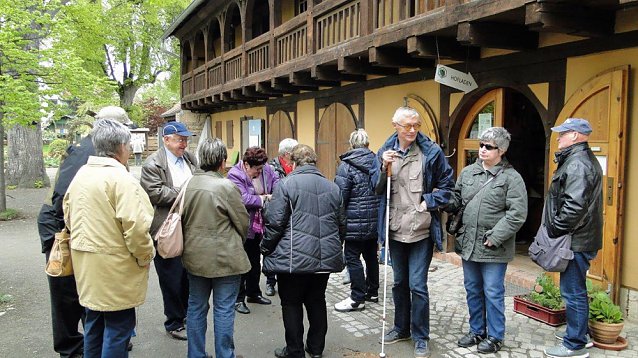 Bild: Sehbehinderte und Diabetiker auf gemeinsamer Bus-Tour