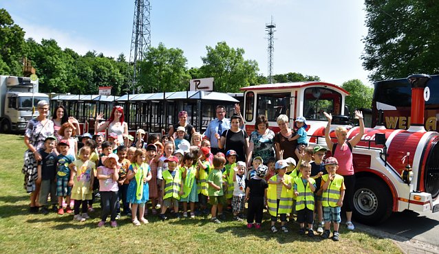 Bild: Kindertag hoch 2 in der Flohkiste