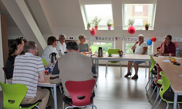 Bild: Staatssekret&auml;rin im Mehrgenerationenhaus