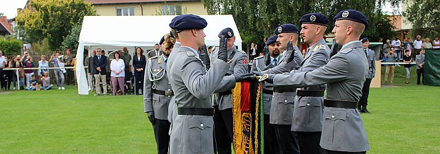 Bild: Feierliche  Vereidigung in Berka
