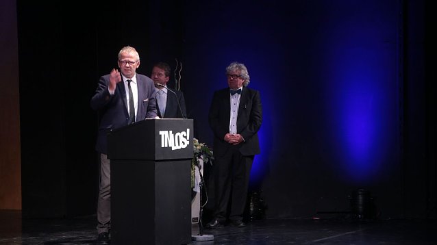 Bild: Hubert Eckart: geben Sie dem Haus das Schauspiel zur&uuml;ck
