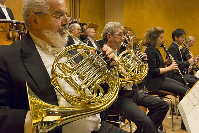 Bild: Mit dem Bus ins 2. Sinfoniekonzert des Loh-Orchesters