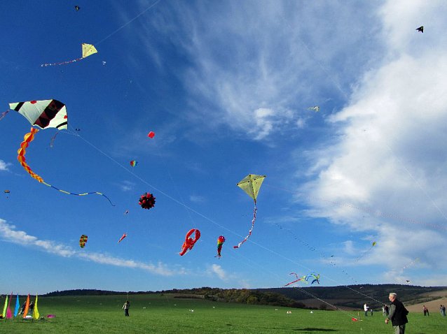 Bild: Flugplatz Bad Frankenhausen � Udersleben  +++ Drachenfest 2017