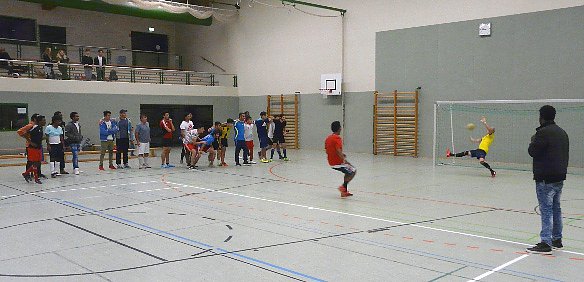 Bild: Cliquenfu&szlig;ballturnier � Fair geht vor