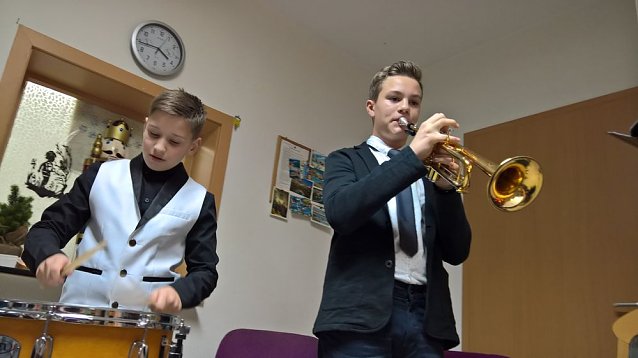 Bild: Weihnachtsfeier bei der Volkssolidarit&auml;t
