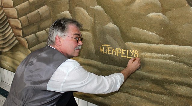 Bild: Letzte Pinselstriche
