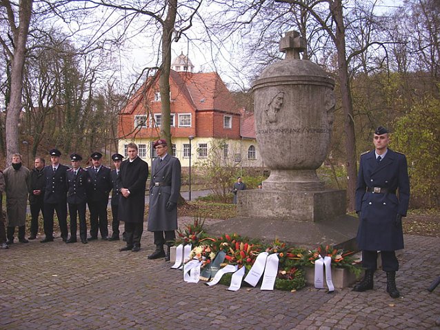 Bild: Volkstrauertag Bad Frankenhausen