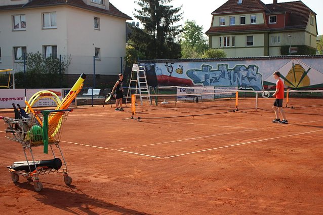 Bild: Tennisanlage offen