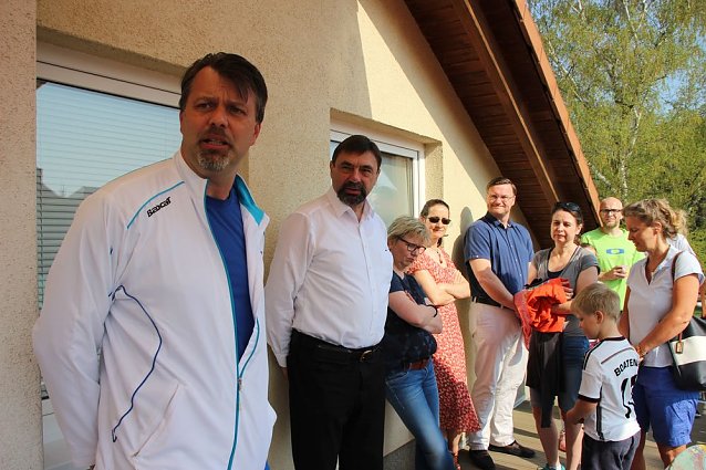 Bild: Tennisanlage offen