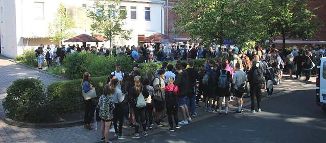 Bild: Schulfest des SBZ er&ouml;ffnet