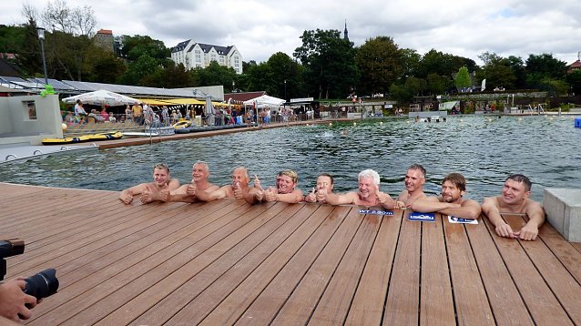 Bild: Alte Bademoden gesucht