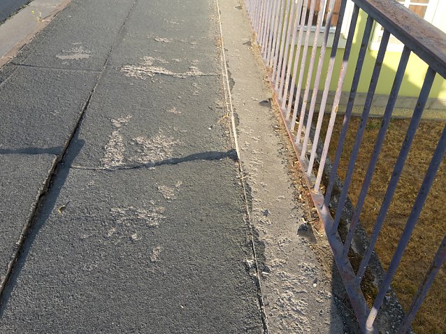 Bild: Stolperfalle Wipperbr&uuml;cke