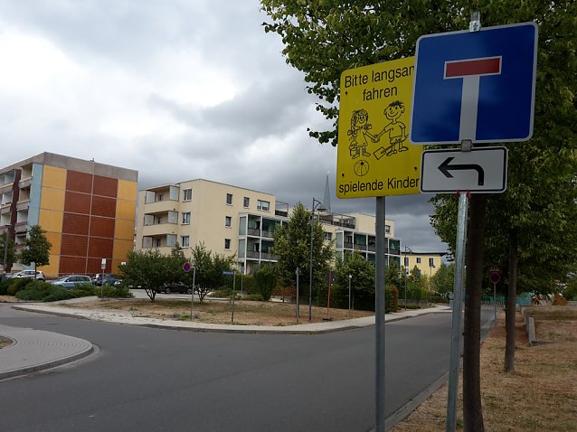 Bild: Und noch eine Stra&szlig;ensperrung