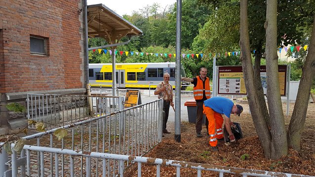 Bild: Letzte Vorbereitung zum 13. Unstrutbahnfest