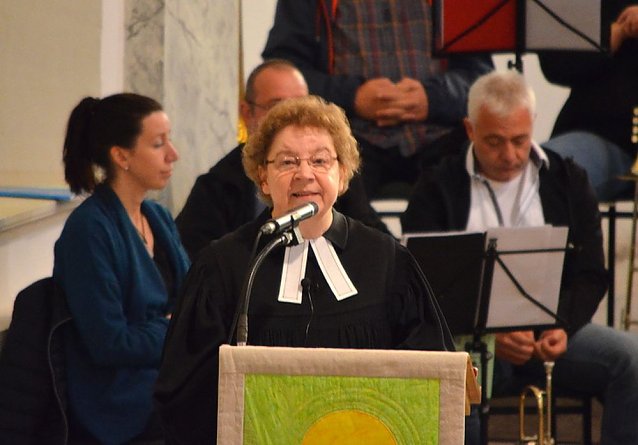 Bild: Festgottesdienst in der Unterkirche..