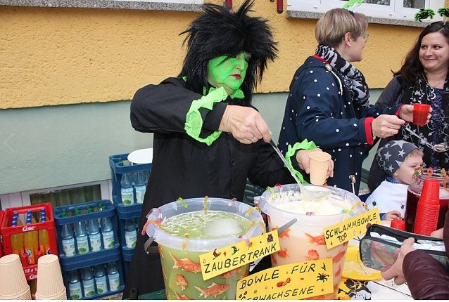 Bild: Halloweenparty im K&auml;ferland