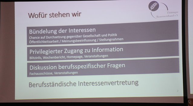 Bild: Bauern k&auml;mpfen mit Problemen