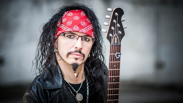 Bild: Jimmy Gee im Konzert