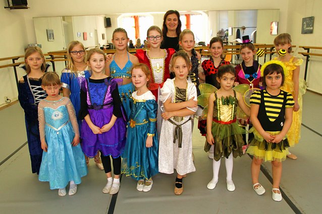 Bild: Fasching im Ballettstudio Radeva