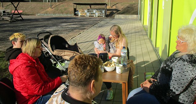 Bild: Frauenfr&uuml;hst&uuml;ck und Familiennachmittag
