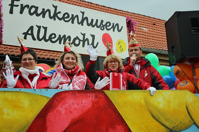 Bild: Narrenkappen flogen durch die Luft